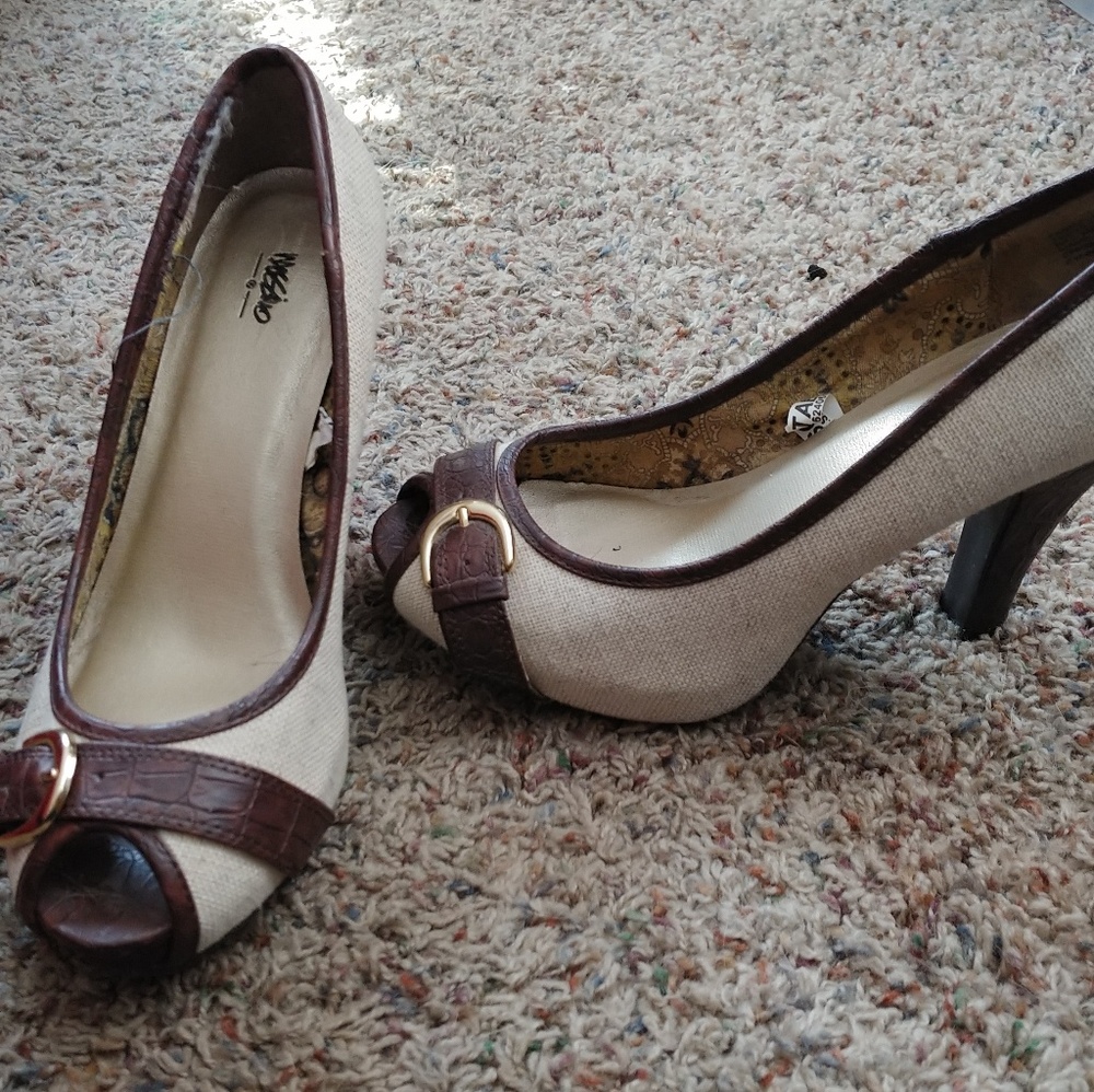 Cute heels!